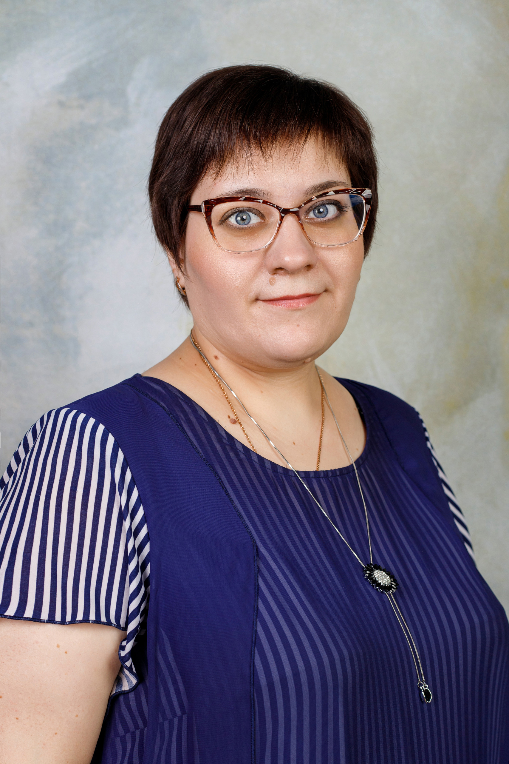 Лазарько Елена Александровна.