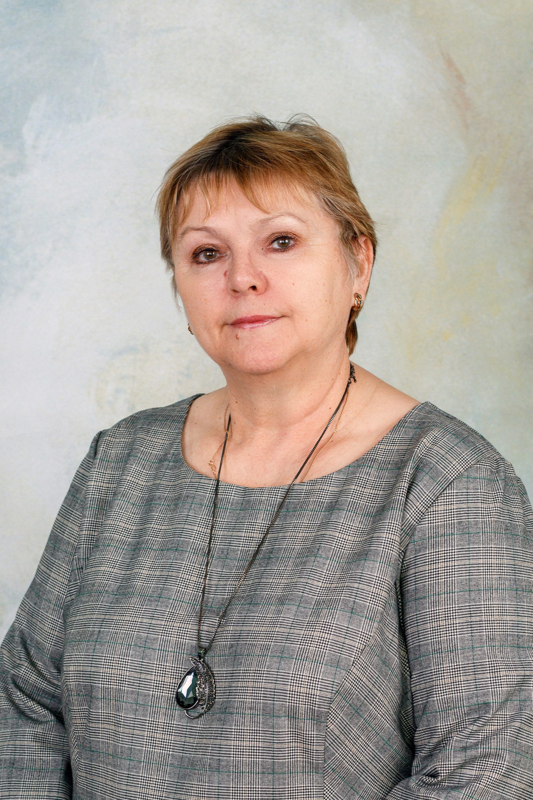 Прис Евгения Анатольевна.